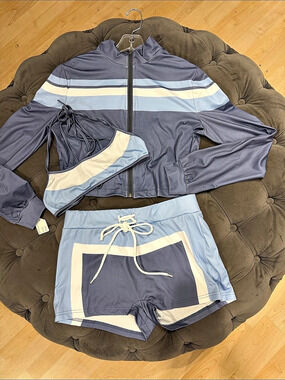 Color Block set in Blue & White